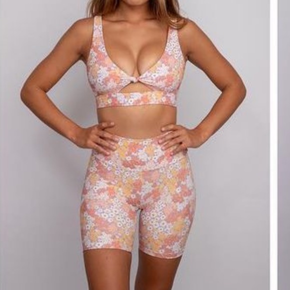 SKATIE - Amber Fillerup active set - Picture 3 of 3